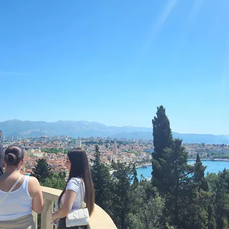 Romana With A Spacious Terrace Split