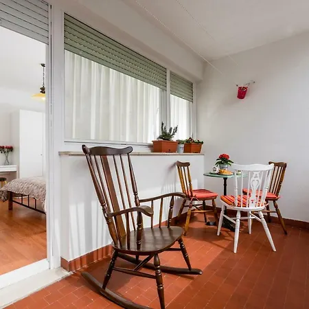 Romana With A Spacious Terrace Apartman *