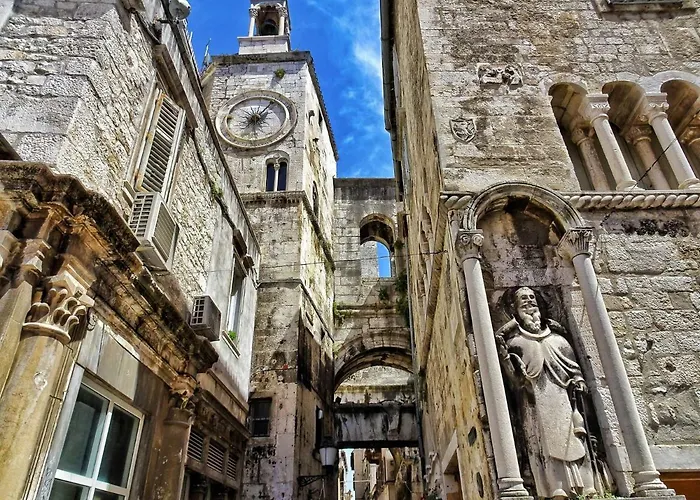 Διαμέρισμα Romana With A Spacious Terrace Σπλιτ